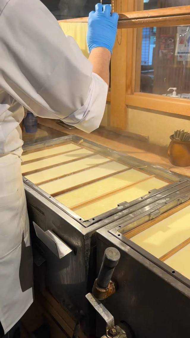 名物、手作り湯葉
毎朝、作成しています。
夕食にお出ししております♪
とても上品な味わいです。

ぜひ一度、ご賞味ください。

#山翠楼 #湯河原 #奥湯河原 #温泉 #温泉旅館 #会席料理 #会席料理 #野口観光グループ #美味しい料理 #旅 #うまいもん